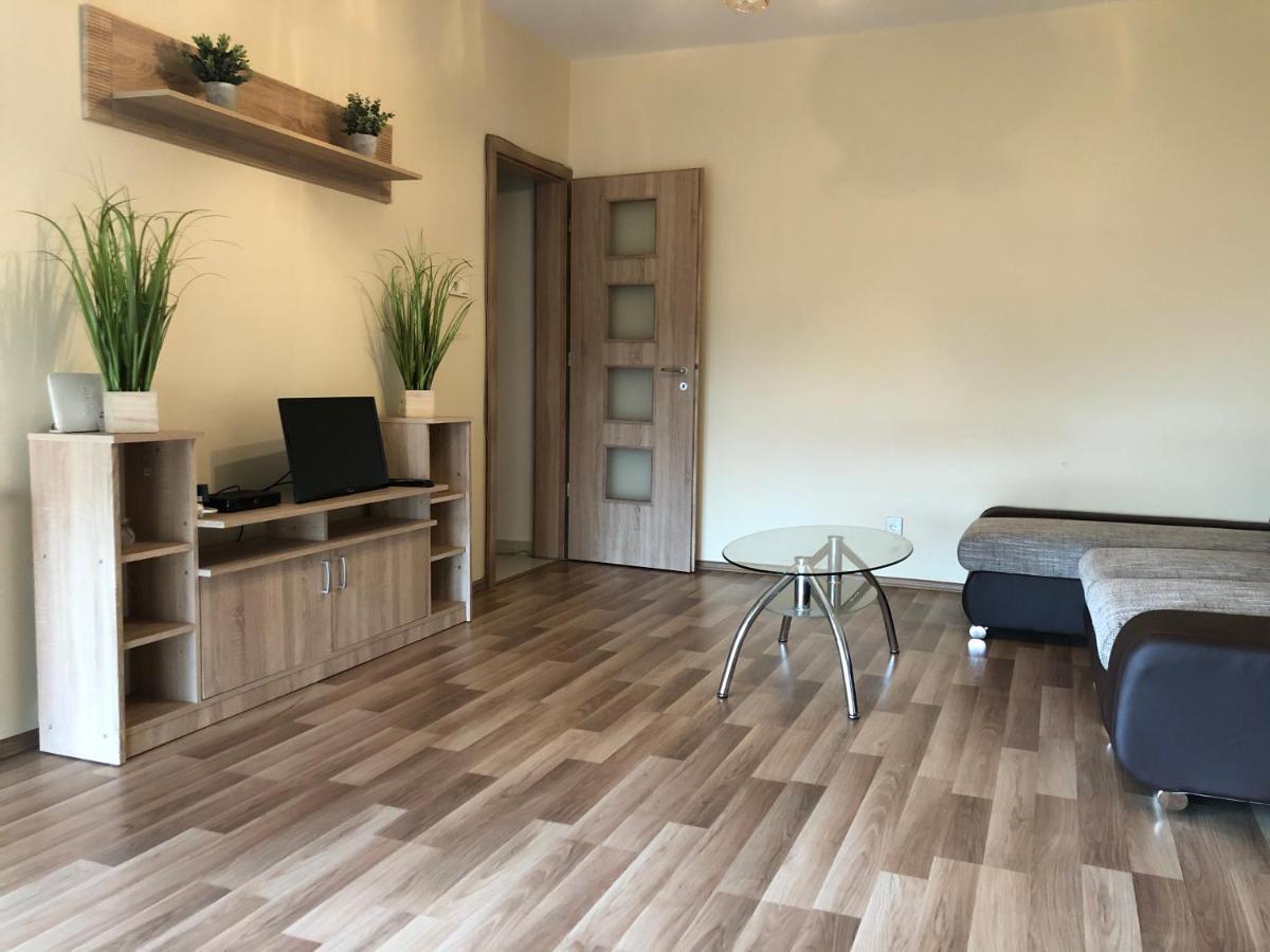 Premium Home Pecs Luaran gambar